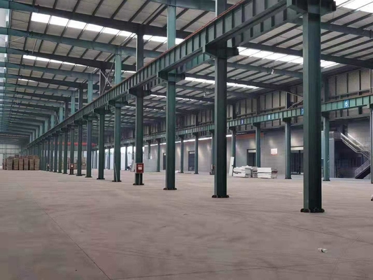 Efficiënt ontworpen stalen magazijngebouwen met voorgefabriceerd aluminium-luchtmetalen raam