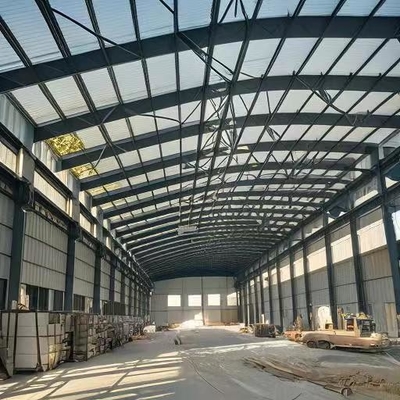 Prefab metalen daken zware structuur staal frame bouw magazijn