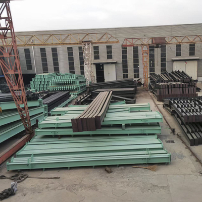 Werkplaats voor staalconstructies met EPS-sandwichpanelen