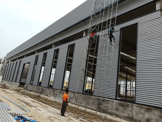 Gekleurd Q345b Geprefabriceerd Staalpakhuis
