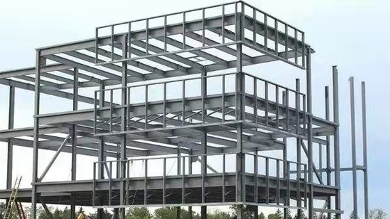 Sa2.5 laste Landbouwstaalgebouwen 100*3.0mm Op zwaar werk berekende Structureel Staalkolommen